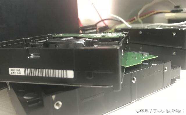 移动硬盘上的文档图片视频丢了,如何以最省钱最快的方式恢复出来-第2张图片-贝塔运维 移动硬盘上的文档图片视频丢了,如何以最省钱最快的方式恢复出来-第2张图片-贝塔运维